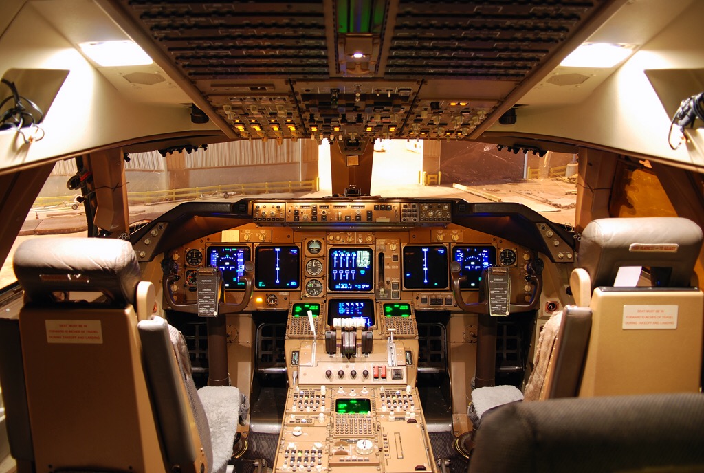 our-flight-deck-avatar-airlines